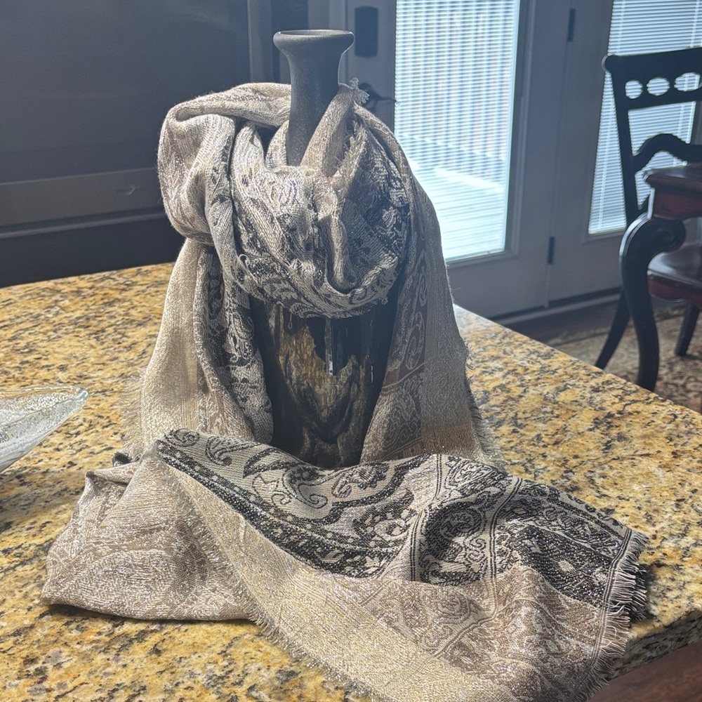 Elegant Paisley Metallic Fringe Scarf - Neutral Tones